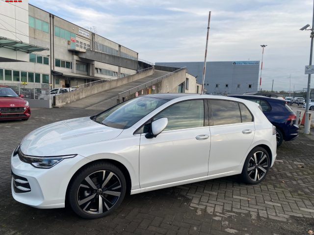 Volkswagen Golf 1.5 eTSI 150 CV DSG Style usato a TREVISO