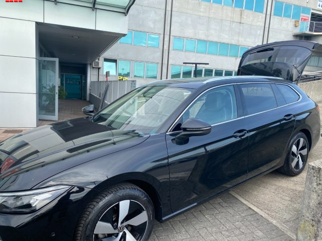 Volkswagen Passat Variant 2.0 TDI SCR EVO DSG Business - foto 3 di 4