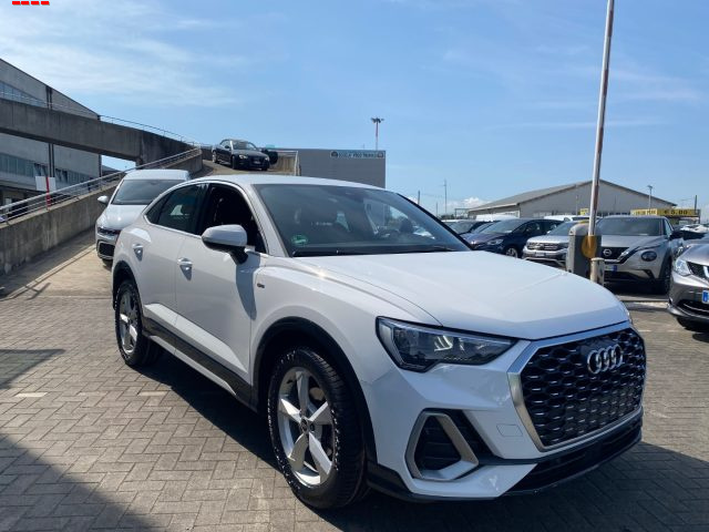 Audi Q3 SPB 35 TFSI S line edition S TRONIC - foto 4 di 4