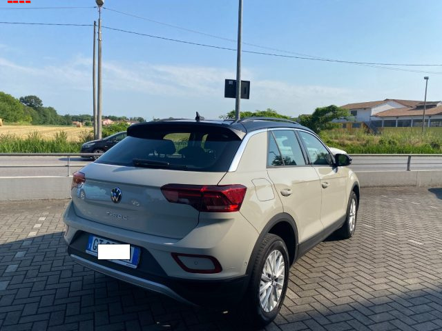 Volkswagen T-Roc 1.5 TSI ACT DSG Life - foto 4 di 4