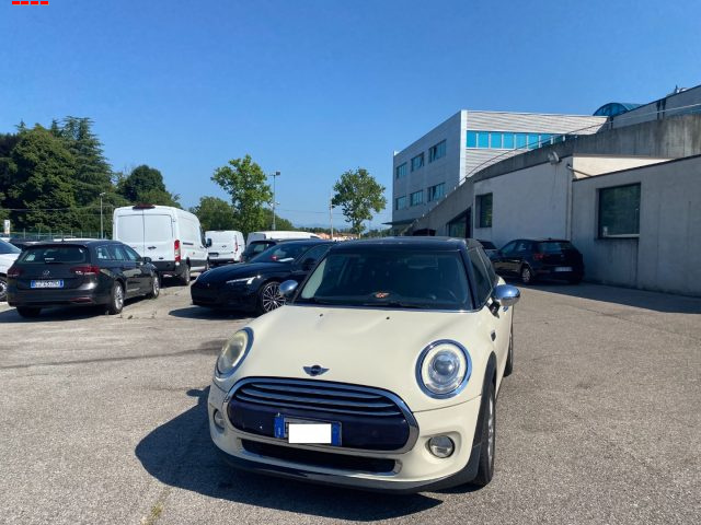 MINI Cooper D 1.5 Cooper D Business 5 porte x commercianti - foto 2 di 4