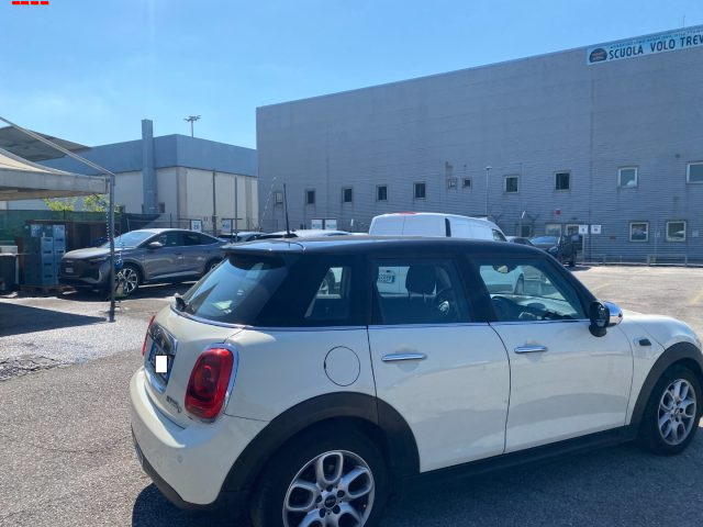 MINI Cooper D 1.5 Cooper D Business 5 porte x commercianti - foto 4 di 4
