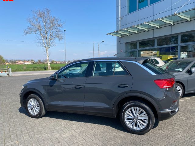 Volkswagen T-Roc 1.0 TSI Style BlueMotion Technology - foto 2 di 4
