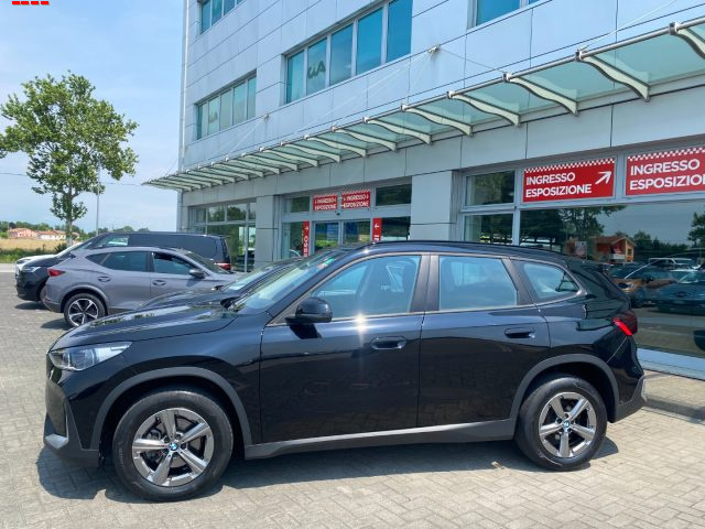 BMW X1 sDrive 18i xLine - foto 3 di 4