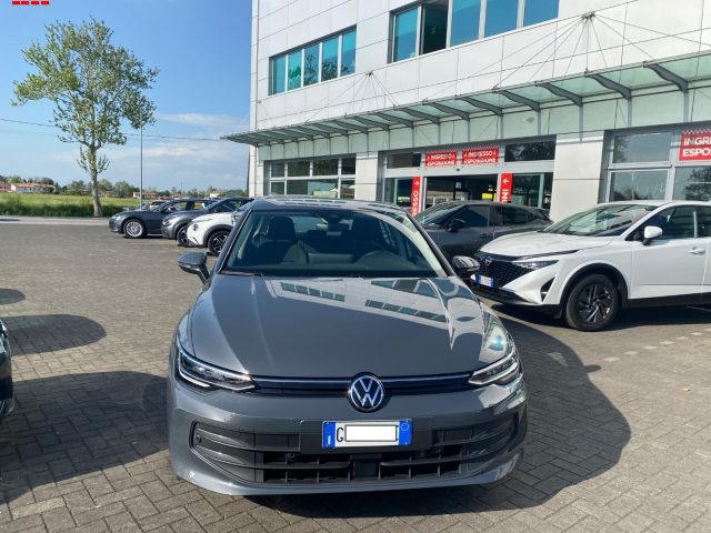 Volkswagen Golf 2.0 TDI 115 CV SCR Life, del 2025, 26.000 km, in vendita a Treviso (TV)