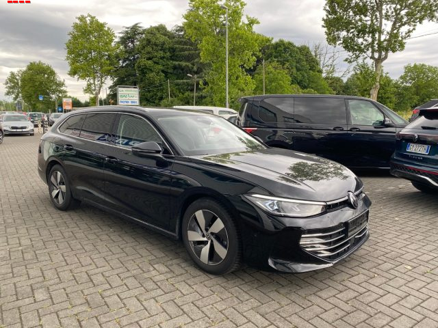 Volkswagen Passat 2.0 TDI 150 CV SCR DSG ELEGANZE - foto 3 di 4