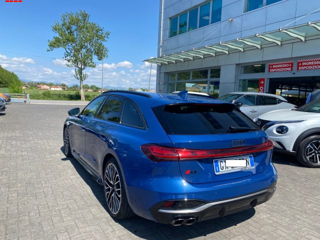 Audi A5 Avant TDI 150 kW mHEV+ S tronic quattro S Line edi - foto 2 di 4