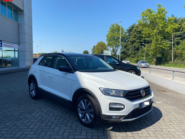 Volkswagen T-Roc 1.5 TSI ACT DSG Style BlueMotion Technology - foto 2 di 4
