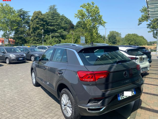 Volkswagen T-Roc 1.5 TSI ACT Style BlueMotion Technology - foto 3 di 4