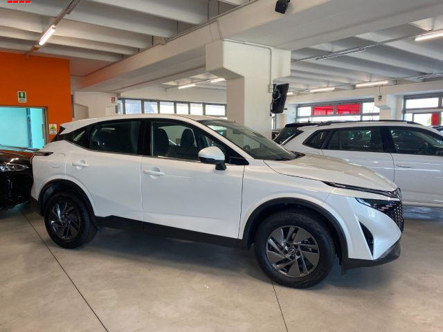 Nissan Qashqai MHEV 140 CV Acenta - foto 4 di 4