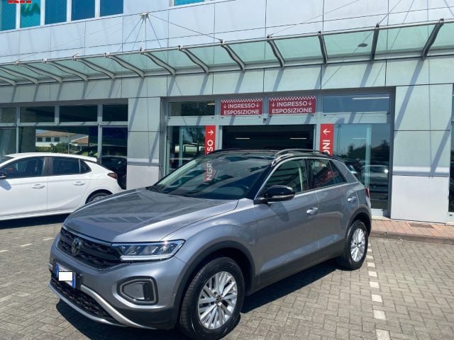 Volkswagen T-Roc 1.5 TSI ACT DSG Life con danni carrozzeria usato a TREVISO