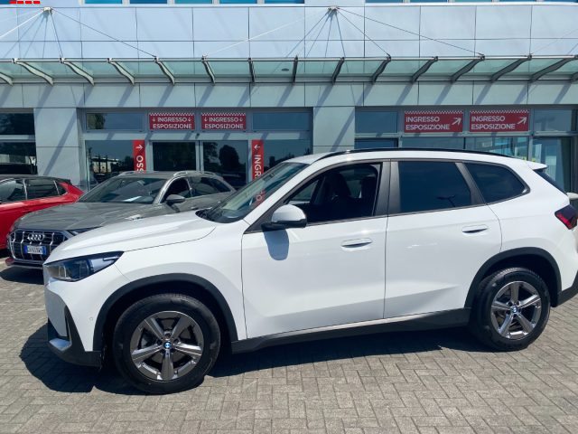 BMW X1 sDrive 18d avangarde - foto 3 di 4