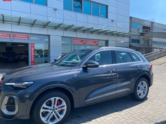 Audi Q5 NEWS mHEV+ S tronic quattro S line edition - foto 4 di 4