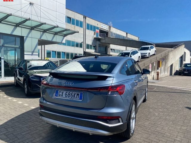 Audi Q4 e-tron Q4 SPB 35 e-tron S line edition - foto 2 di 4