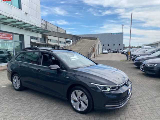 Volkswagen Golf Variant 2.0 TDI 150 CV DSG SCR Style - foto 4 di 4