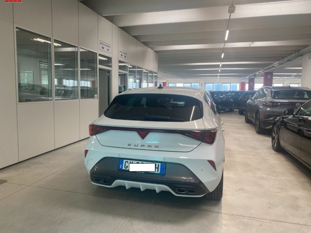 CUPRA Leon 2.0 TDI 150 CV DSG - foto 4 di 8