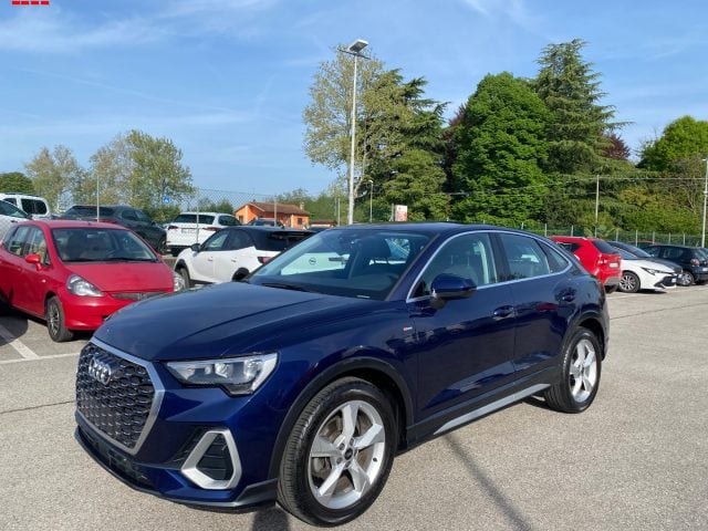 Audi Q3 SPB 35 TDI S tronic Business S LINE, del 2023, 64.000 km, in vendita a Treviso (TV)