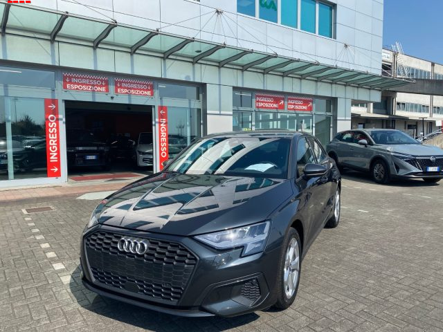 Audi A3 SPB 30 TDI Business - foto 2 di 11