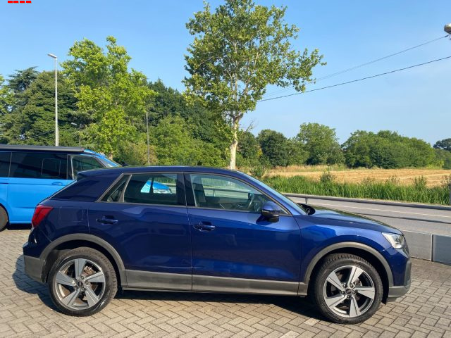 Audi Q2 35 TFSI S tronic Business - foto 4 di 14