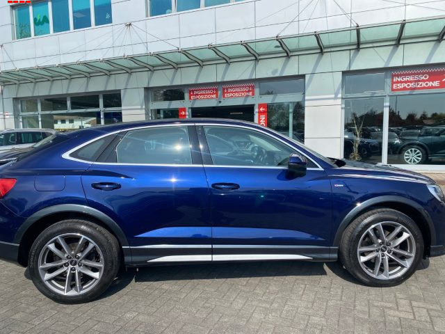 Audi Q3 SPB 35 TFSI S line s tronic edition - foto 4 di 16
