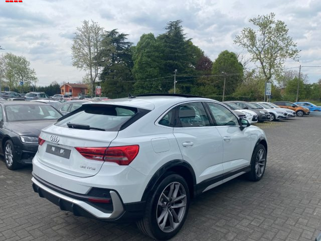 Audi Q3 SPB 35 TFSI S tronic s line Business Plus - foto 4 di 17