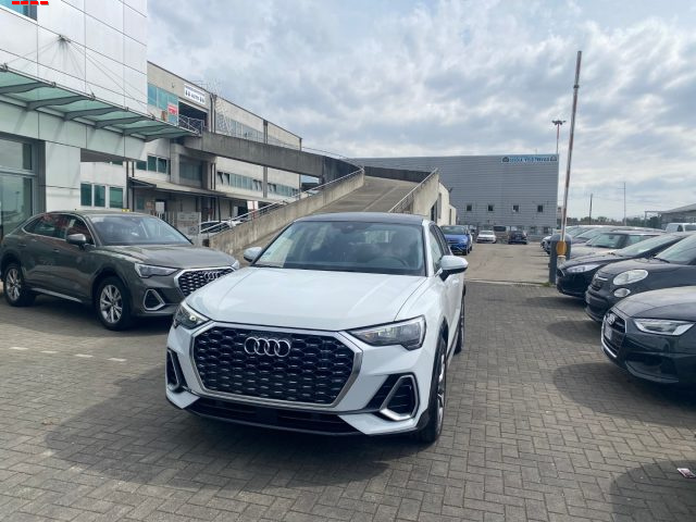 Audi Q3 SPB 35 TFSI S tronic s line Business Plus - foto 2 di 17
