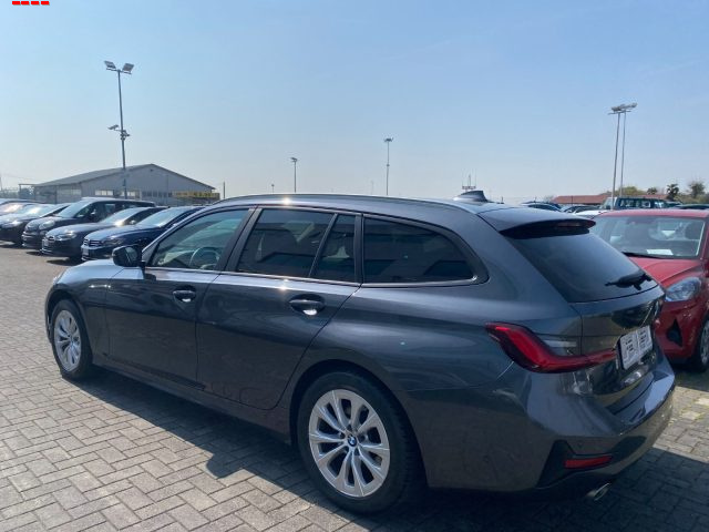 BMW 318 d Touring Business Advantage aut. - foto 3 di 4