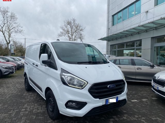 Ford Transit Custom 300 2.0 EcoBlue 130 PC Furgone Trend, del 2022, 114.000 km, in vendita a Treviso (TV)