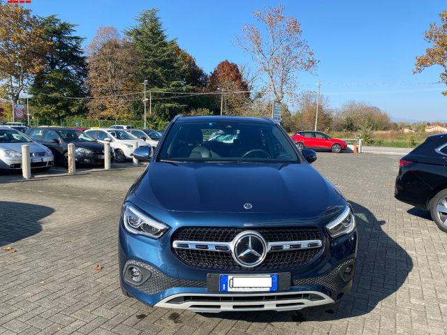 Mercedes-Benz GLA 200 d Automatic 4Matic Sport Plus - foto 2 di 17