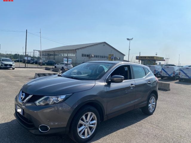 Nissan Qashqai 1.5 dCi Acenta, del 2014, 159.000 km, in vendita a Treviso (TV)