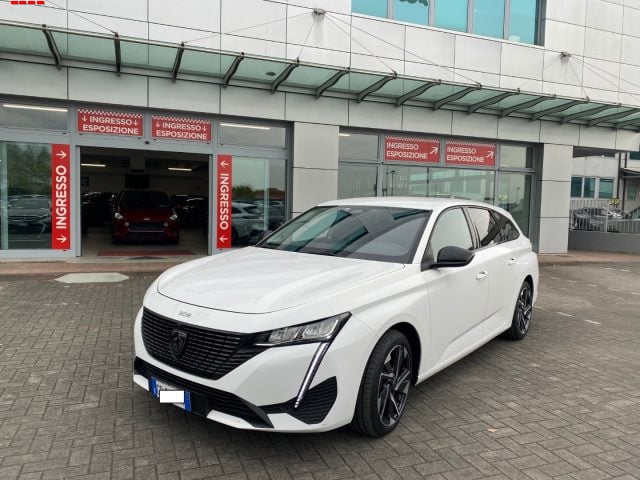 Peugeot 308 BlueHDi 130 S&S EAT8 SW Allure Pack, del 2023, 119.000 km, in vendita a Treviso (TV)