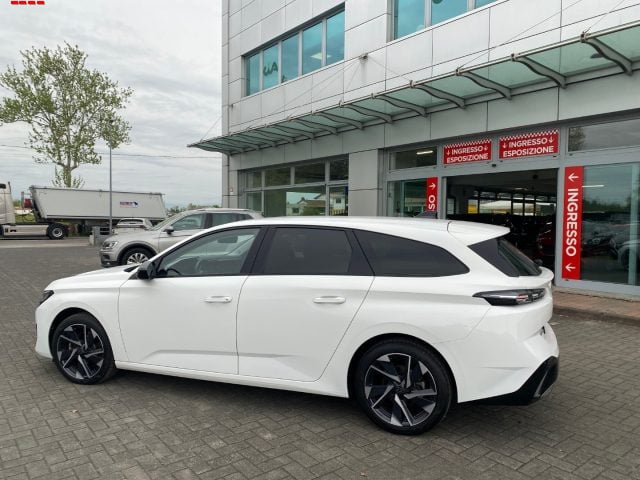 Peugeot 308 BlueHDi 130 S&S EAT8 SW Allure Pack - foto 3 di 14