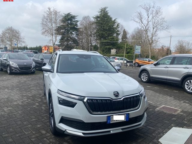 Skoda Kamiq 1.0 TSI 110 CV ScoutLine, del 2022, 83.000 km, in vendita a Treviso (TV)