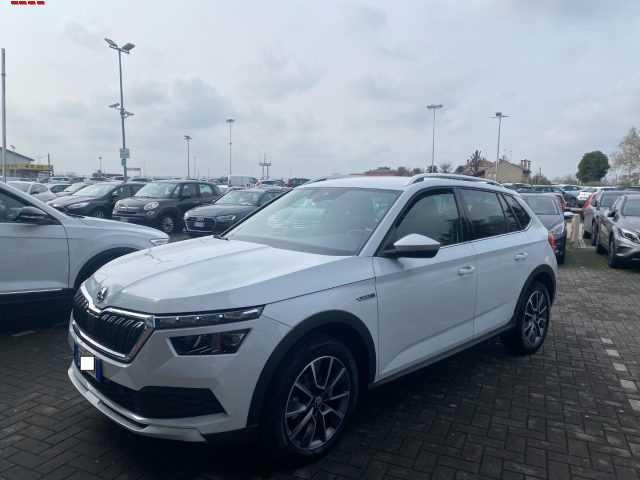 Skoda Kamiq 1.0 TSI 110 CV ScoutLine - foto 2 di 11