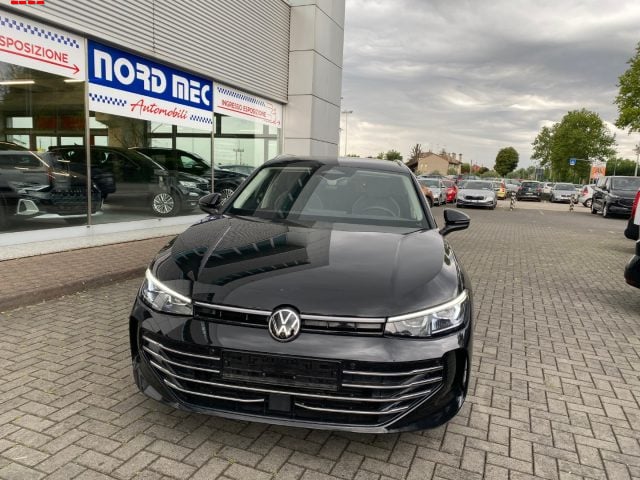 Volkswagen Passat 2.0 TDI 150 CV SCR DSG ELEGANZE - foto 2 di 14