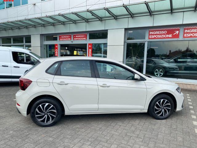 Volkswagen Polo 1.0 TSI Life - foto 2 di 12