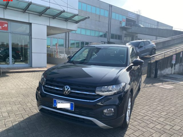 Volkswagen T-Cross 1.0 TSI life BMT - foto 2 di 9