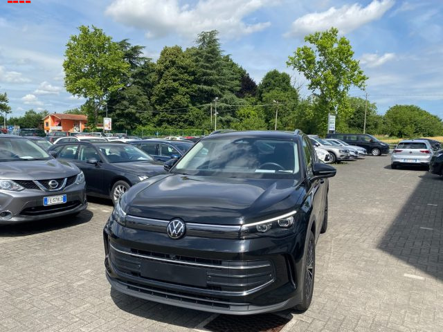 Volkswagen Tiguan 2.0 TDI 150 CV DSG Elegance goal - foto 2 di 14