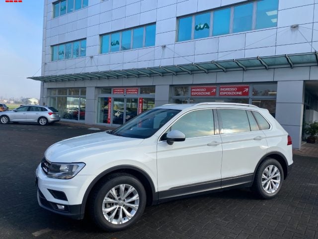 Volkswagen Tiguan 2.0 TDI SCR DSG Business BlueMotion Technology, del 2020, 133.000 km, in vendita a Treviso (TV)