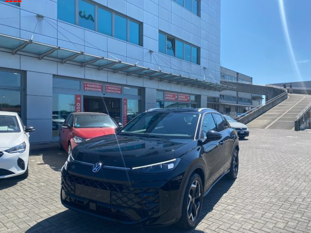 Volkswagen T-Roc 1.5News eTSI ACT 150 CV DSG R-Line - foto 3 di 15