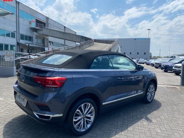 Volkswagen T-Roc Cabriolet 1.5 TSI ACT DSG Style, del 2022, 64.000 km, in vendita a Treviso (TV)