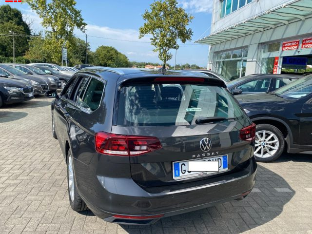 Volkswagen Passat Variant 2.0 TDI SCR EVO DSG Business - foto 4 di 10