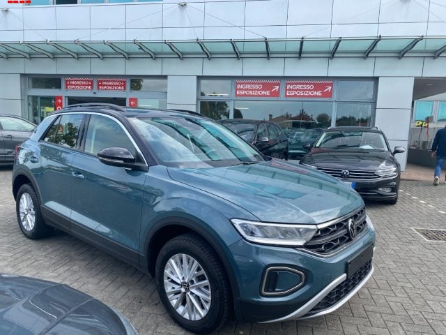 Volkswagen T-Roc 2.0 TDI SCR 150 CV DSG Life, del 2022, 99.000 km, in vendita a Treviso (TV)