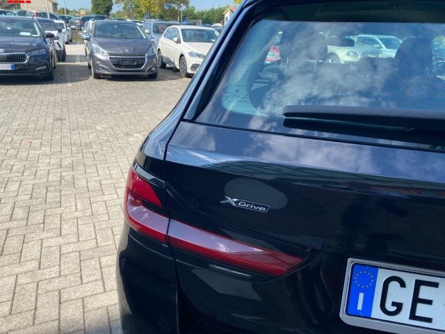 BMW 520 d 48V xDrive Touring Business - foto 4 di 4
