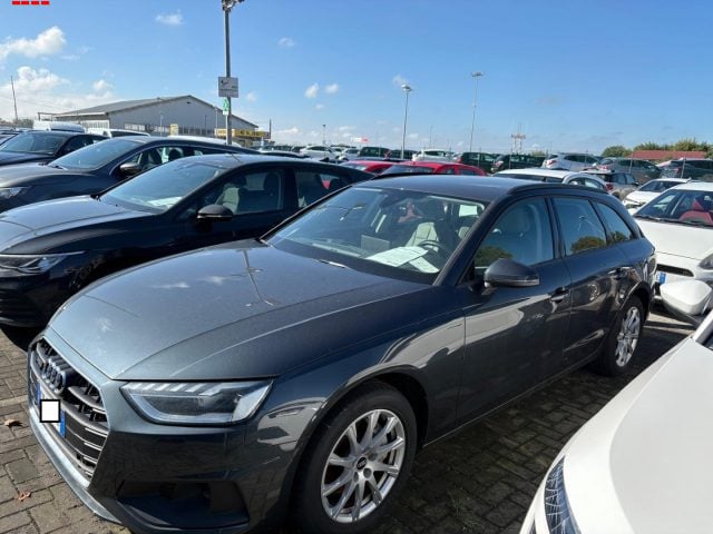 Audi A4 Avant 40 TDI quattro S tronic Business x commercia, del 2021, 103.000 km, in vendita a Treviso (TV)