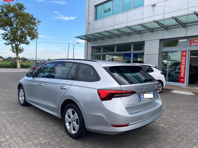Skoda Octavia 2.0 TDI EVO SCR DSG Wagon Style - foto 2 di 4