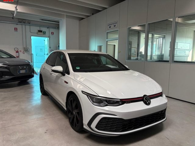 Volkswagen Golf 2.0 TSI DSG GTI, del 2024, 33.000 km, in vendita a Treviso (TV)