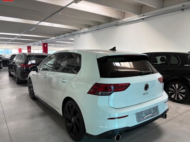 Volkswagen Golf 2.0 TSI DSG GTI - foto 4 di 4