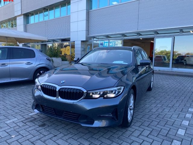 BMW 318 d Touring Business Advantage, del 2020, 53.000 km, in vendita a Treviso (TV)