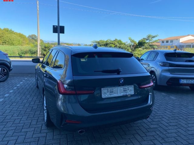 BMW 318 d Touring Business Advantage - foto 4 di 4